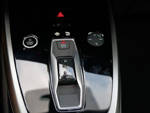 New 2026 Audi Q4 e-tron Premium Plus image 18