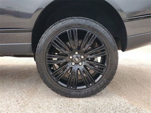 Used 2022 Land Rover Range Rover Westminster Edition image 9