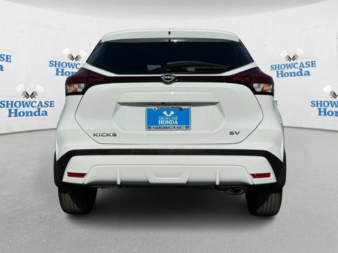Used 2024 Nissan Kicks SV image 7