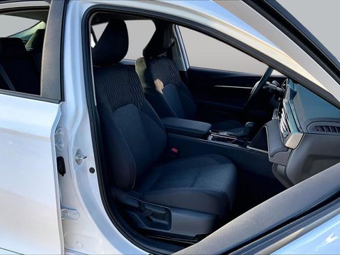 Used 2026 Toyota Camry LE w/ Convenience Package FWD image 9