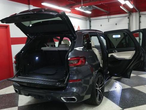 Used 2020 BMW X5 xDrive40i w/ M Sport Package image 28