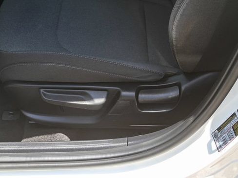 Certified 2025 Kia K4 FWD image 19