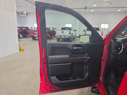 Used 2022 Chevrolet Silverado 1500 LT AWD/4WD image 22