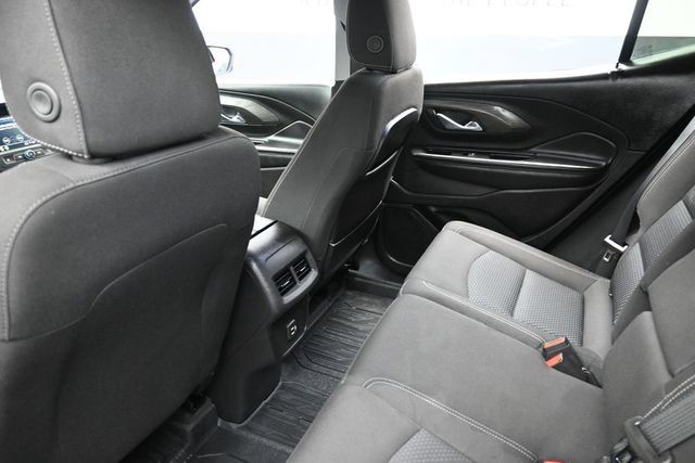 Used 2024 GMC Terrain SLE w/ Driver Convenience Package FWD image 24