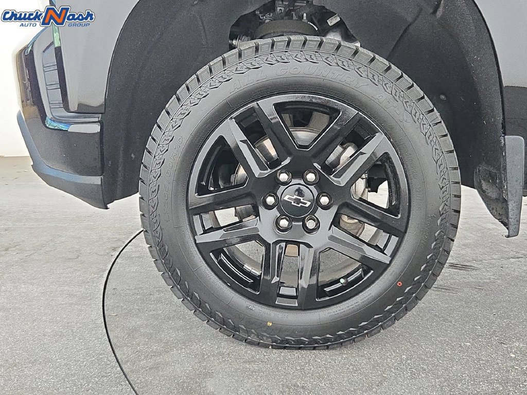 Used 2022 Chevrolet Silverado 1500 LT Trail Boss w/ Convenience Package II AWD/4WD image 38