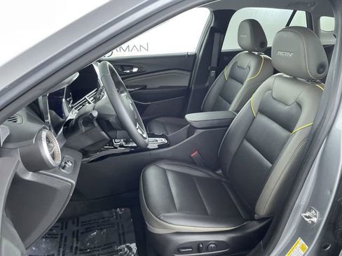 Used 2025 Chevrolet Trax ACTIV w/ Sunroof Package image 19