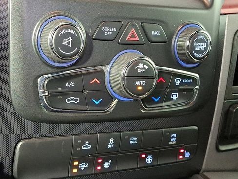 Used 2016 RAM 1500 Rebel w/ Luxury Group image 18