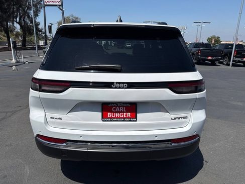 Certified 2025 Jeep Grand Cherokee Limited w/ Trailer Tow Package AWD/4WD image 6