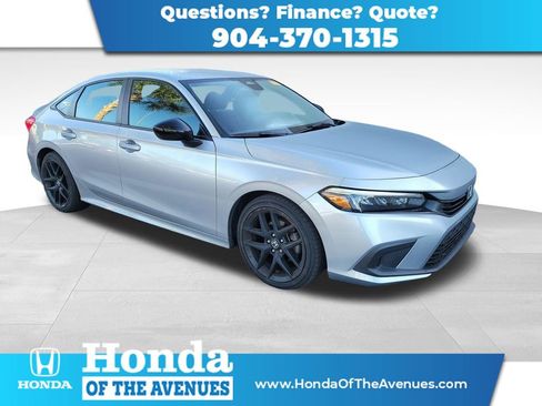 Used 2023 Honda Civic Sport image 1