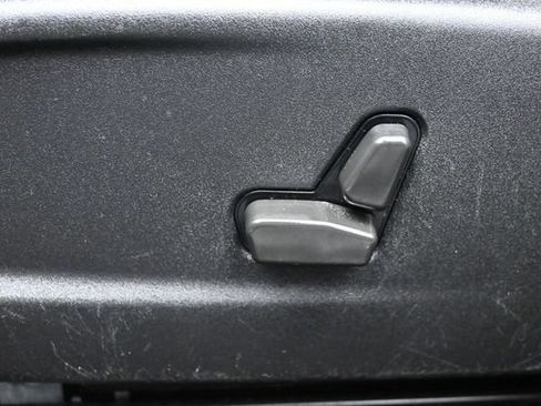 Used 2022 Dodge Charger GT w/ Blacktop Package RWD image 9