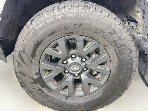 Used 2021 Toyota Tacoma SR5 image 28