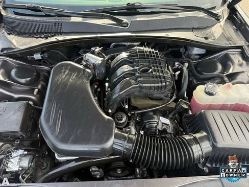 Certified 2023 Chrysler 300 Touring w/ Sport Appearance Package image 28