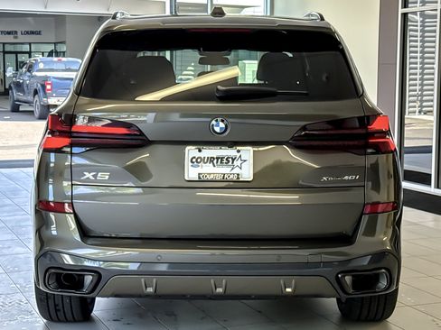 Used 2026 BMW X5 xDrive40i w/ M Sport Package AWD/4WD image 5