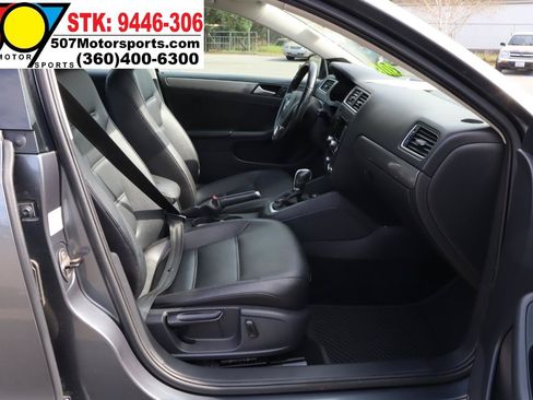 Used 2014 Volkswagen Jetta TDI FWD image 19