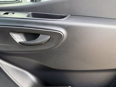 New 2025 Mercedes-Benz Sprinter 2500 image 31