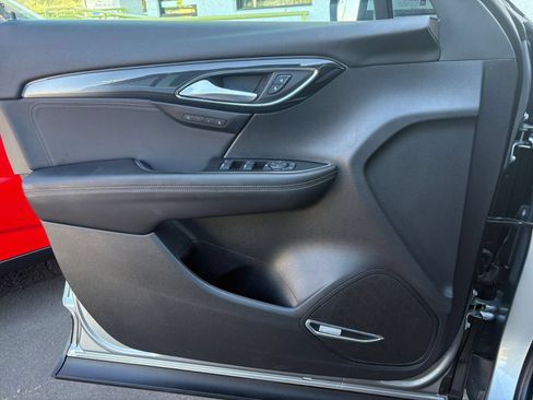 Used 2024 Buick Envision Preferred AWD/4WD image 18