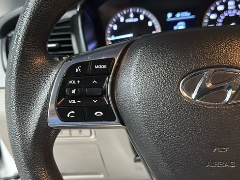 Used 2018 Hyundai Sonata SE w/ Winter Weather Package FWD image 12