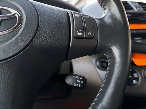 Used 2010 Toyota RAV4 Limited image 11