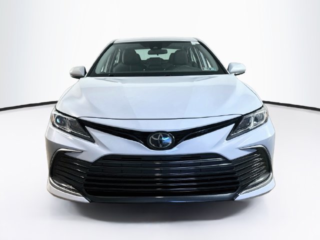 Used 2024 Toyota Camry LE FWD image 2