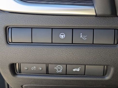 New 2026 Nissan Rogue Platinum w/ Tech Package AWD/4WD image 16