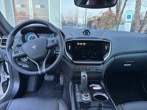 Certified 2024 Maserati Ghibli Modena Ultima Q4 image 19