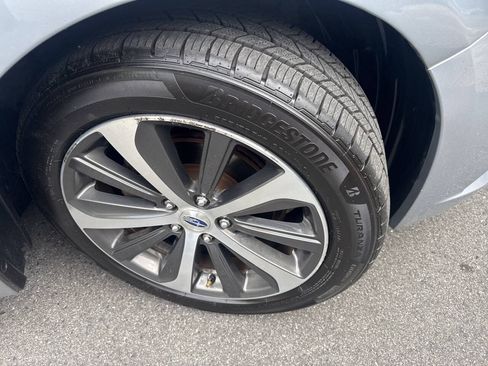 Used 2016 Subaru Legacy 2.5i Limited AWD/4WD image 9