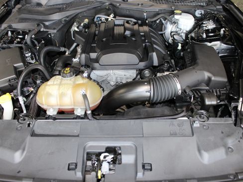 Used 2018 Ford Mustang Premium w/ Equipment Group 201A RWD image 34