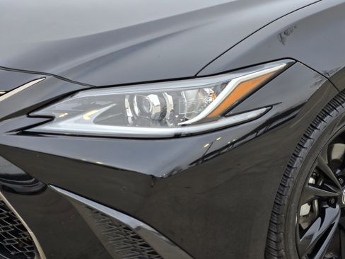 Used 2022 Lexus ES 350 F Sport image 8