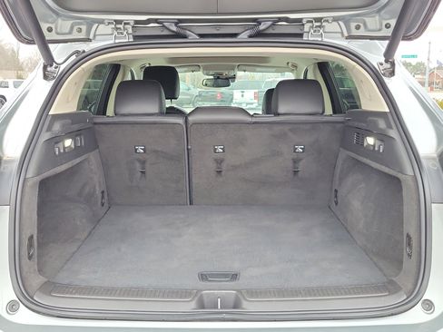 Used 2023 Buick Envision Essence w/ Sport Touring Package image 7