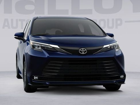 New 2026 Toyota Sienna XLE FWD image 16