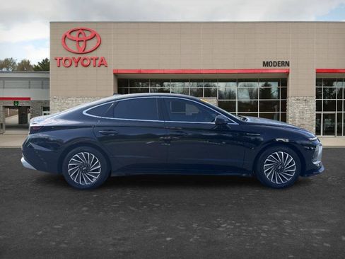 Used 2025 Hyundai Sonata SEL FWD image 7