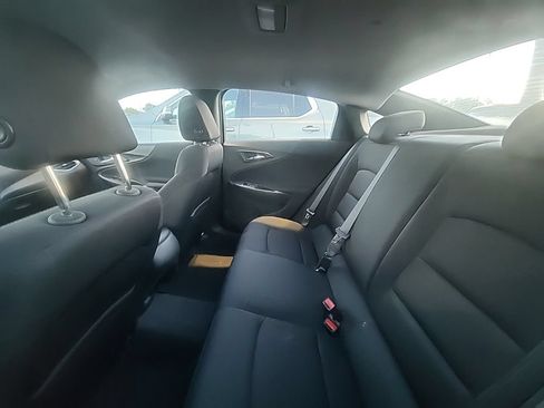 Used 2020 Chevrolet Malibu LS w/ LPO, Convenience Package 1 FWD image 4