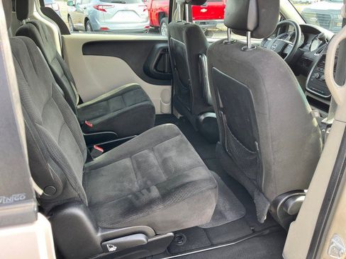 Used 2015 Dodge Grand Caravan American Value Package image 15