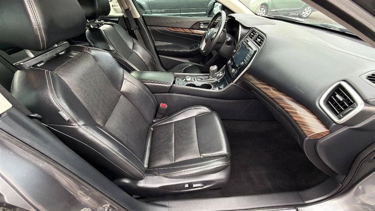 Used 2018 Nissan Maxima 3.5 SL FWD image 28