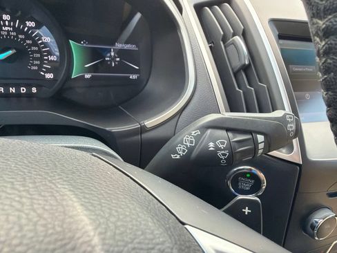 Used 2015 Ford Edge SEL w/ Equipment Group 201A AWD/4WD image 29