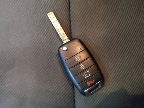 Used 2019 Kia Soul + image 32