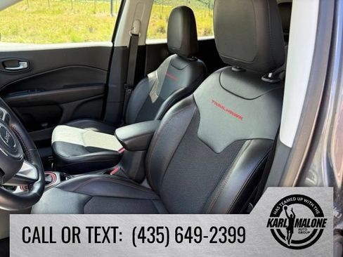 Used 2020 Jeep Compass Trailhawk w/ Cold Weather Group AWD/4WD image 14