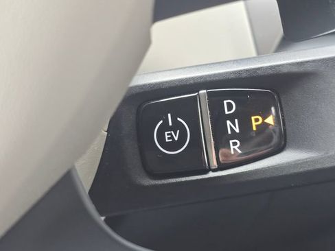 Certified 2024 Kia EV9 Wind AWD/4WD image 36