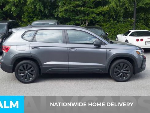 Used 2024 Volkswagen Taos S FWD image 4
