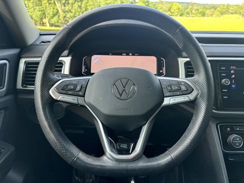 Used 2023 Volkswagen Atlas SEL R-Line AWD/4WD image 36