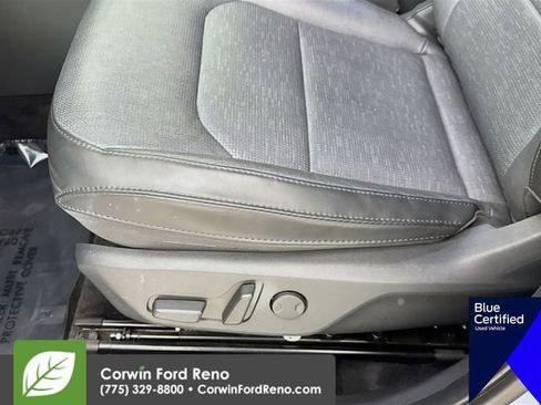 Used 2023 Kia Niro SX Touring image 24