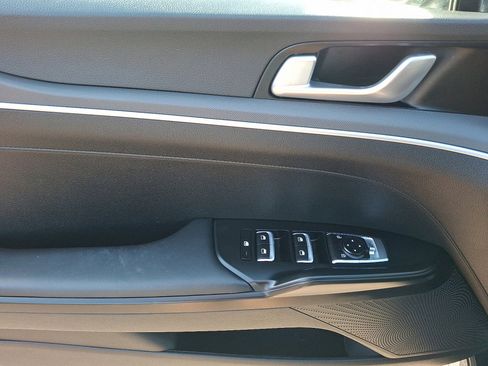 Used 2023 Kia K5 LXS image 24