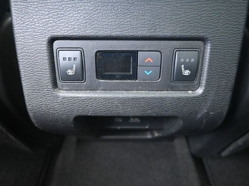 Used 2022 Mitsubishi Outlander SEL image 23