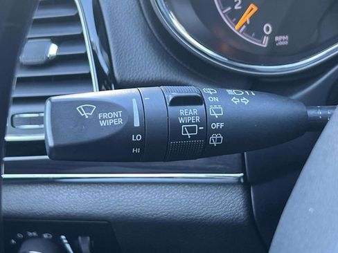 Certified 2021 Jeep Grand Cherokee Overland image 22