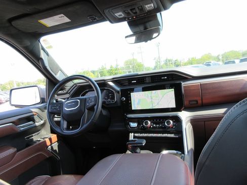 Used 2024 GMC Sierra 1500 Denali Ultimate AWD/4WD image 30