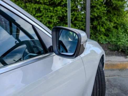 Used 2026 BMW 330i Sedan image 28