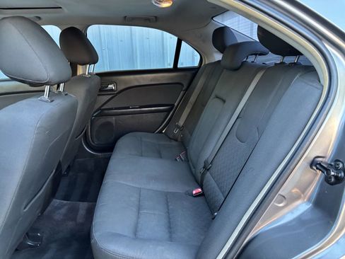 Used 2011 Ford Fusion SE w/ 202A Rapid Spec Order Code image 16