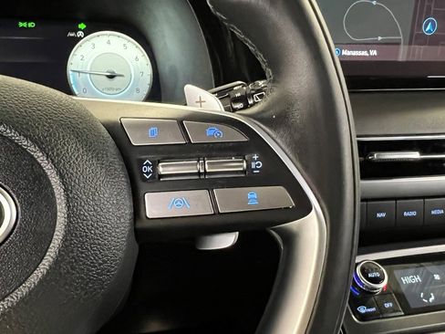 Used 2024 Hyundai Palisade Calligraphy image 39