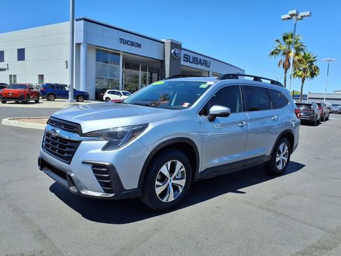 Used 2023 Subaru Ascent Premium w/ Convenience Package image 7
