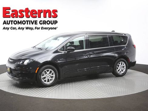 Used 2024 Chrysler Voyager LX FWD image 58